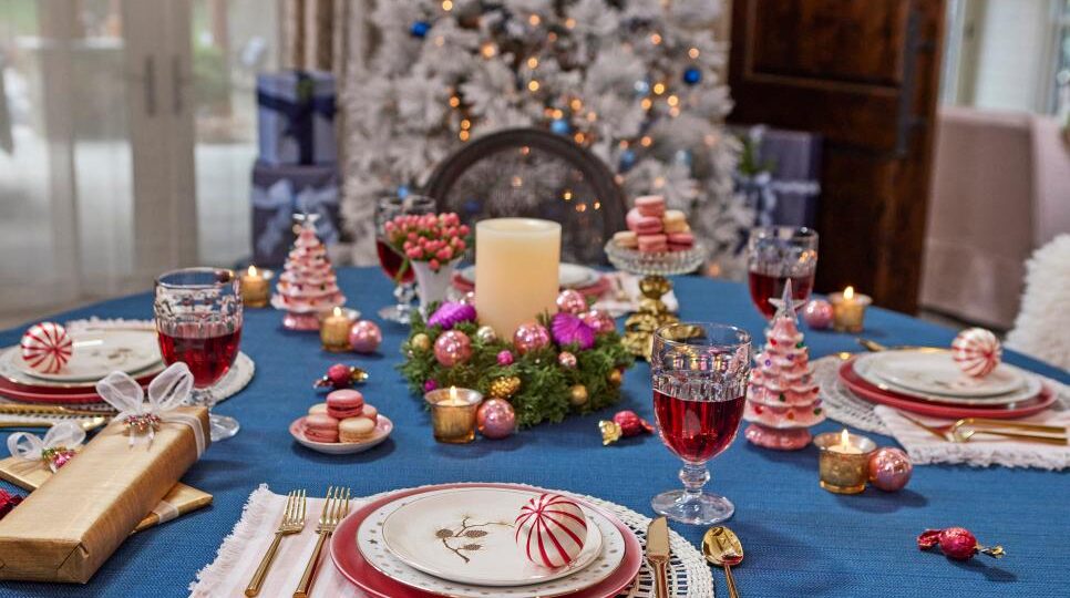 Christmas Dinner Table Setting Ideas You May Not Have Thought of Doing